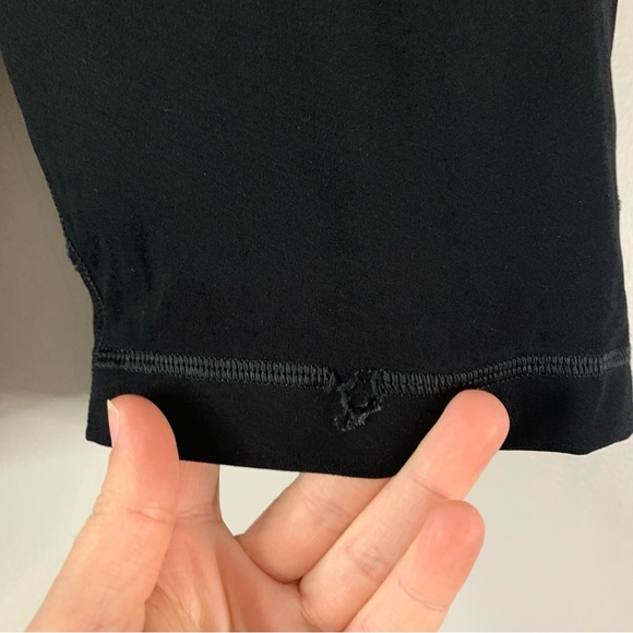 Everlane Womens ReNew The Perform Bike Shorts Size Small S High Rise Athletic - Picture 7 of 9